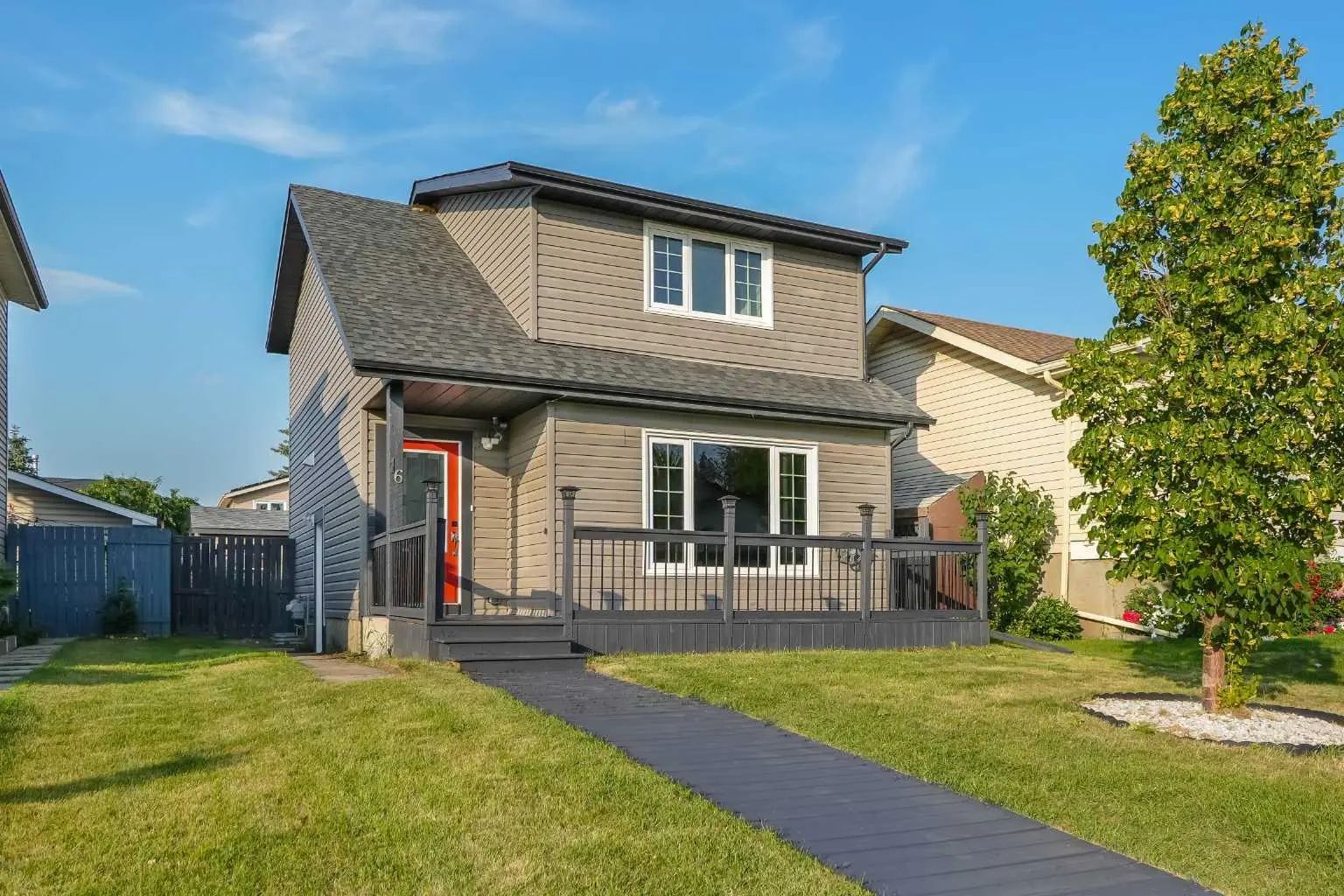 16 Abalone Crescent Northeast, Calgary – Residential Detached Listing Photo 2