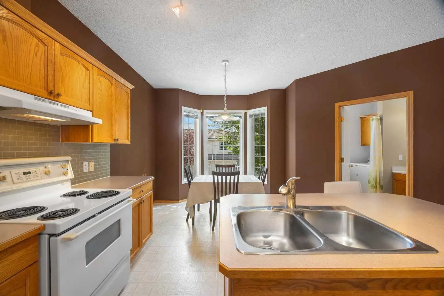 36 Hamptons Link Northwest, Calgary – Residential Row/Townhouse Listing Photo 12