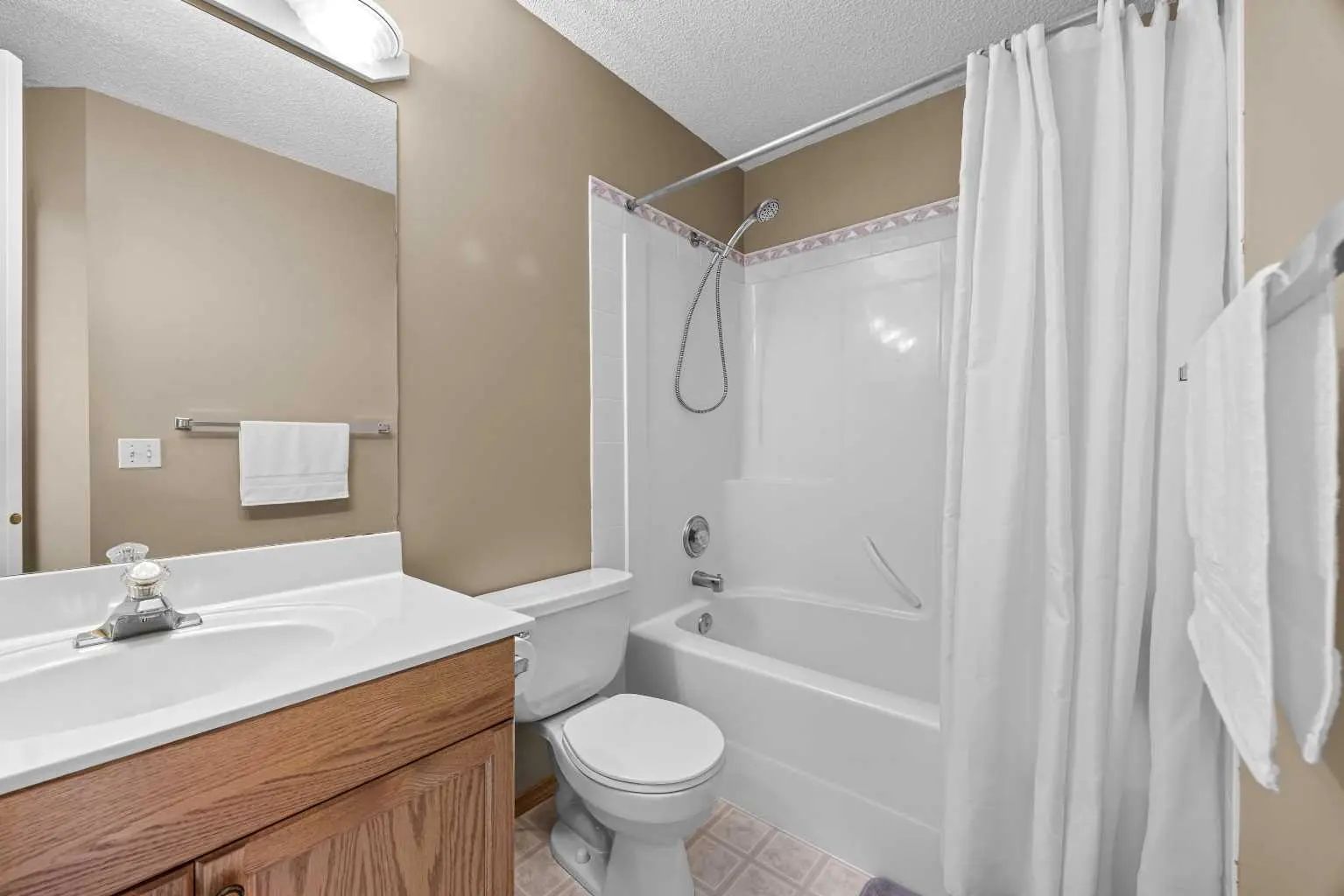 36 Hamptons Link Northwest, Calgary – Residential Row/Townhouse Listing Photo 27