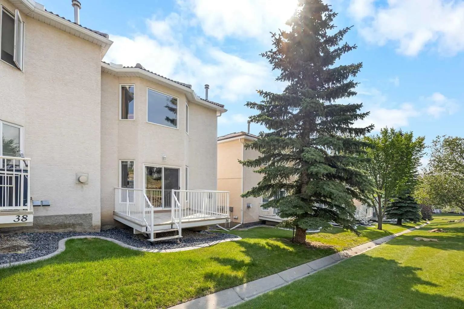 36 Hamptons Link Northwest, Calgary – Residential Row/Townhouse Listing Photo 33