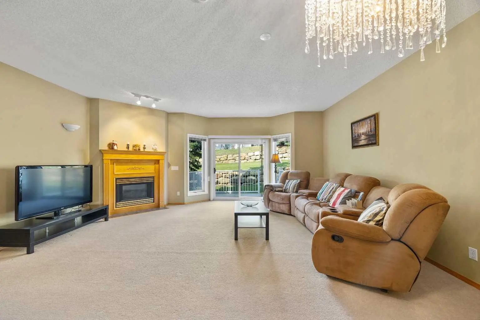 36 Hamptons Link Northwest, Calgary – Residential Row/Townhouse Listing Photo 4