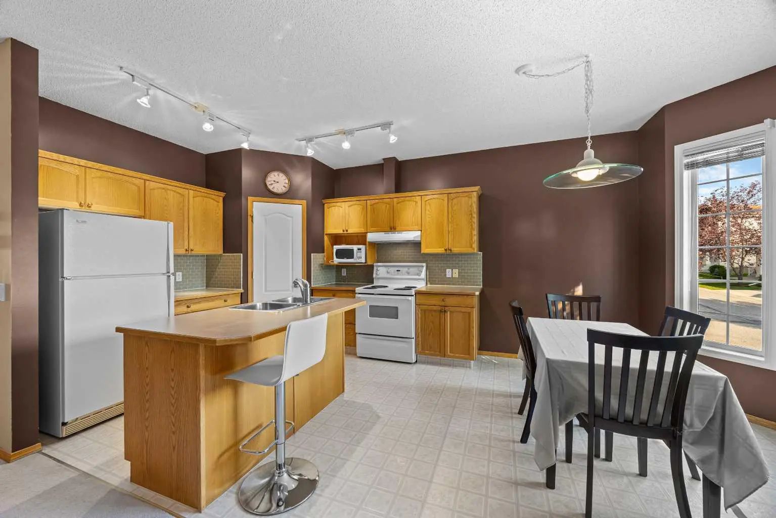 36 Hamptons Link Northwest, Calgary – Residential Row/Townhouse Listing Photo 7