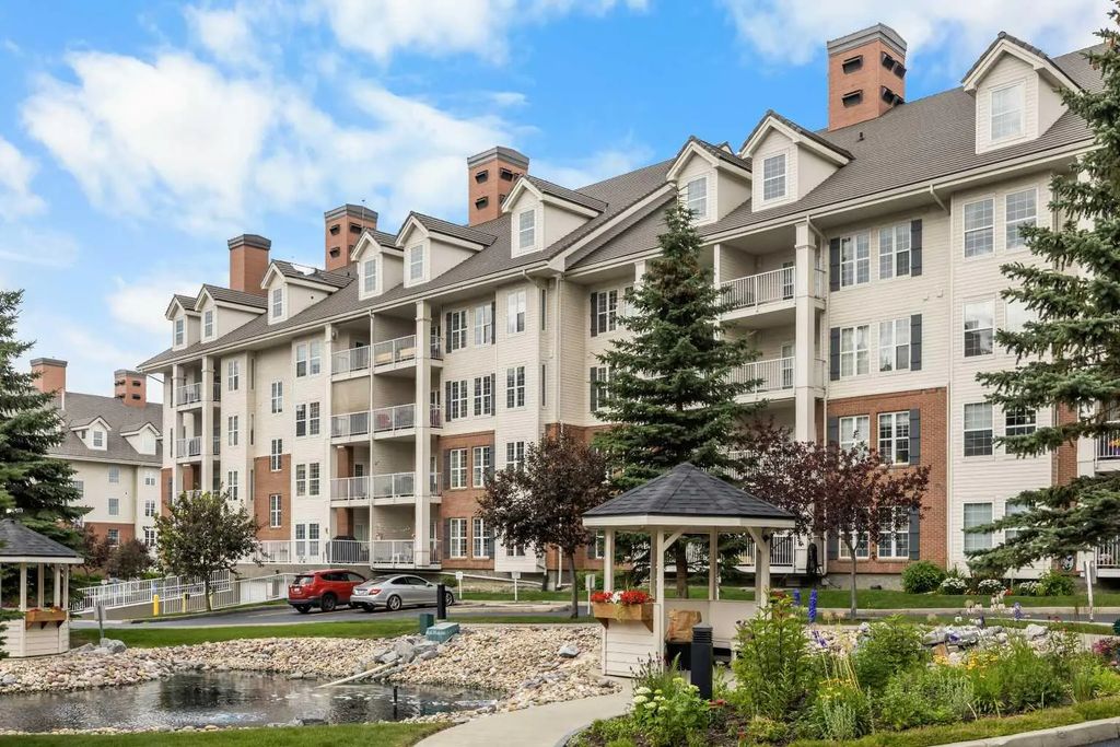 2458 151 Country Village Road Ne, Calgary