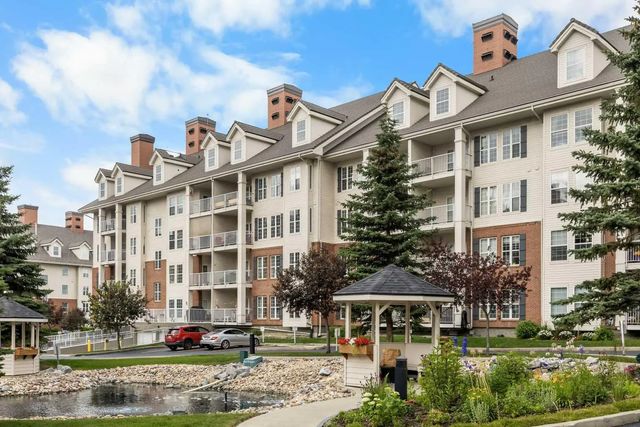 2458 151 Country Village Road Ne, Calgary