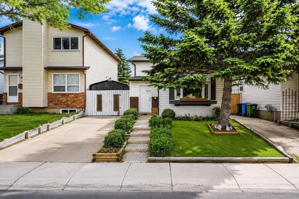 3614 39 Street Ne, Calgary