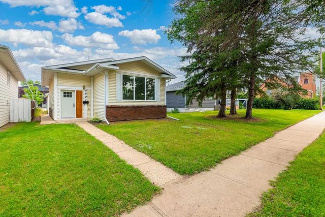 4821 48 Street , Lloydminster