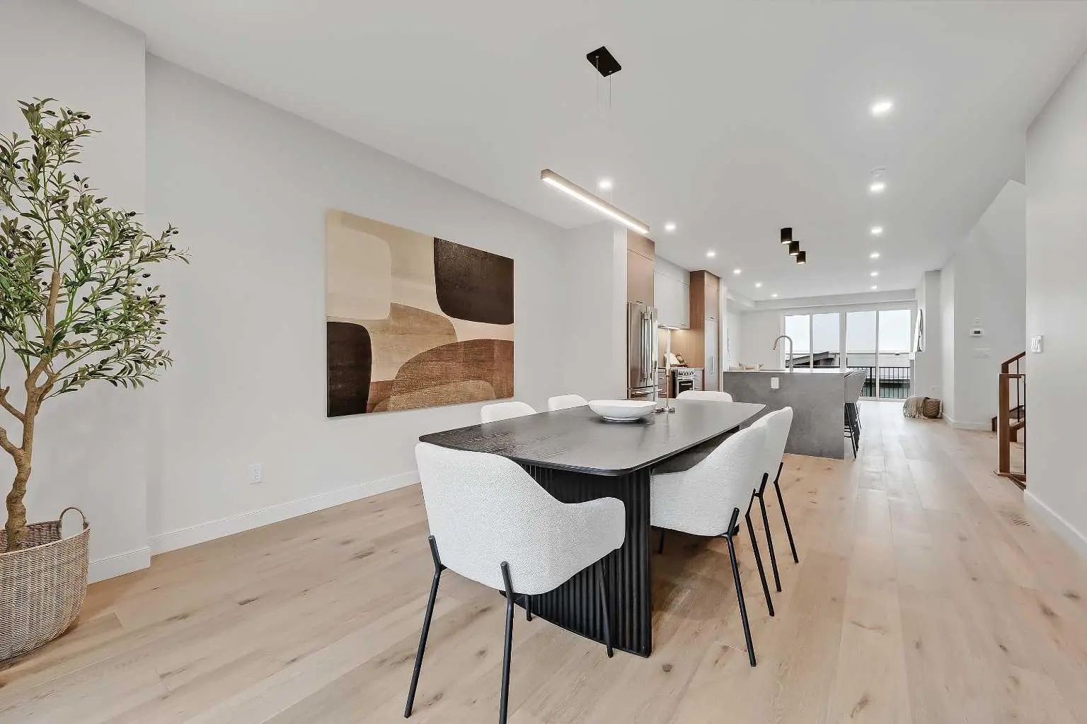 4320 Centre A Street Northeast, Calgary – Residential Semi Detached (Half Duplex) Listing Photo 12