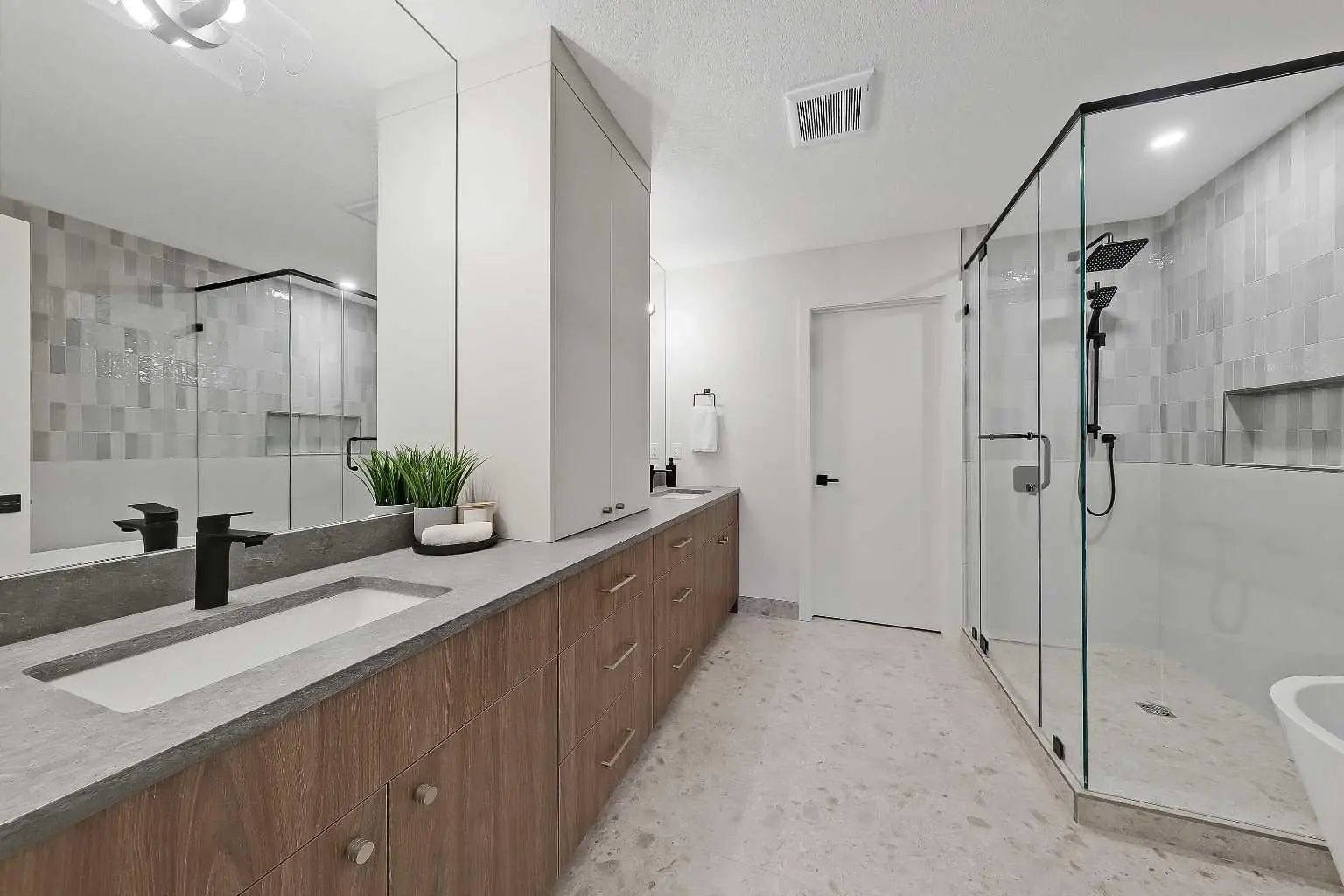 4320 Centre A Street Northeast, Calgary – Residential Semi Detached (Half Duplex) Listing Photo 22