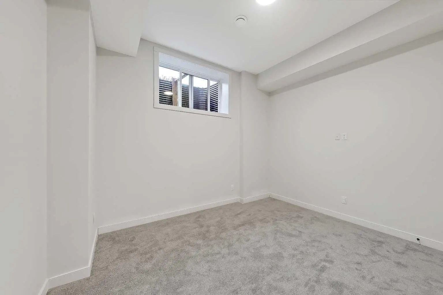 4320 Centre A Street Northeast, Calgary – Residential Semi Detached (Half Duplex) Listing Photo 35