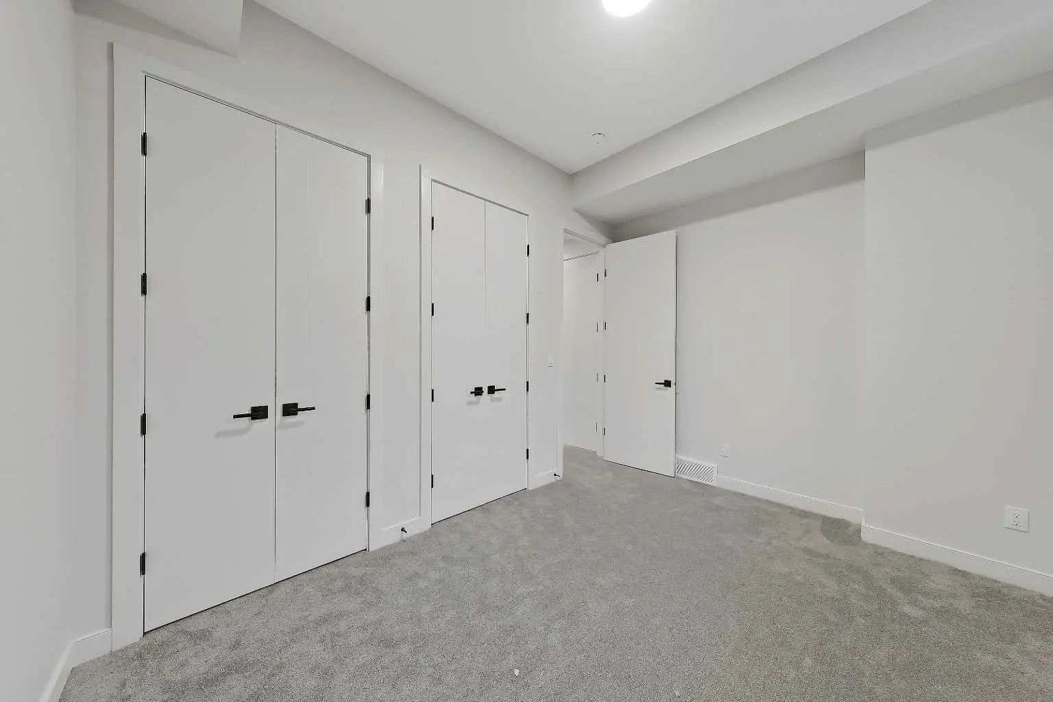 4320 Centre A Street Northeast, Calgary – Residential Semi Detached (Half Duplex) Listing Photo 36
