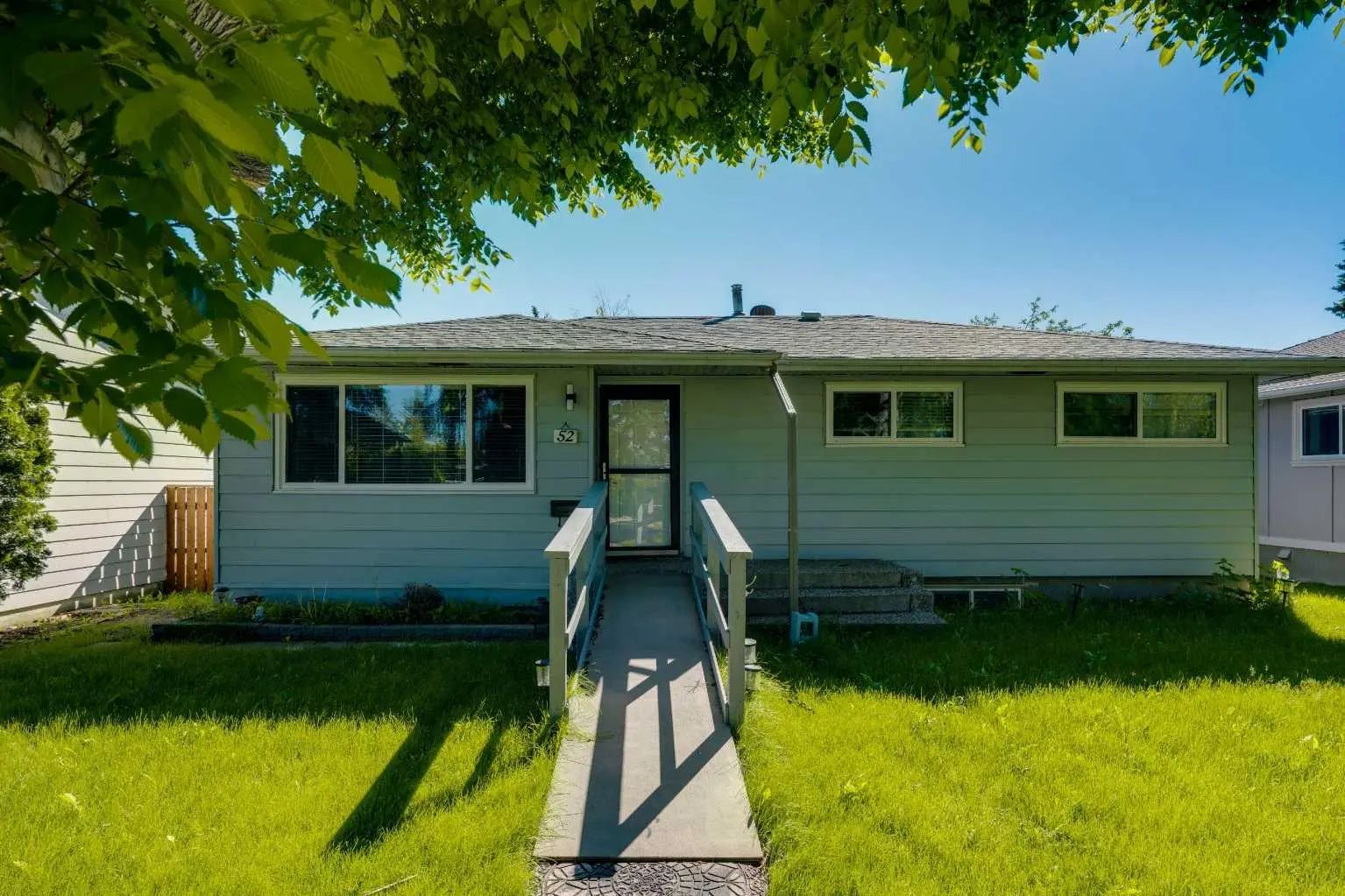 52 Fay Road Southeast, Calgary – Residential Detached Listing Photo 4