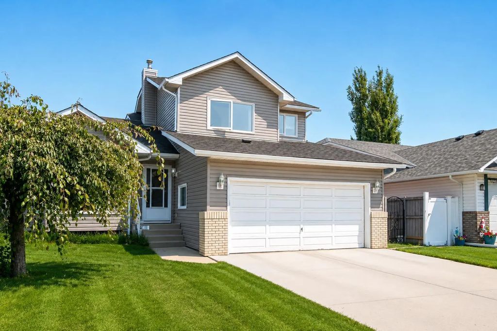 136 Harvest Hills Drive Ne, Calgary