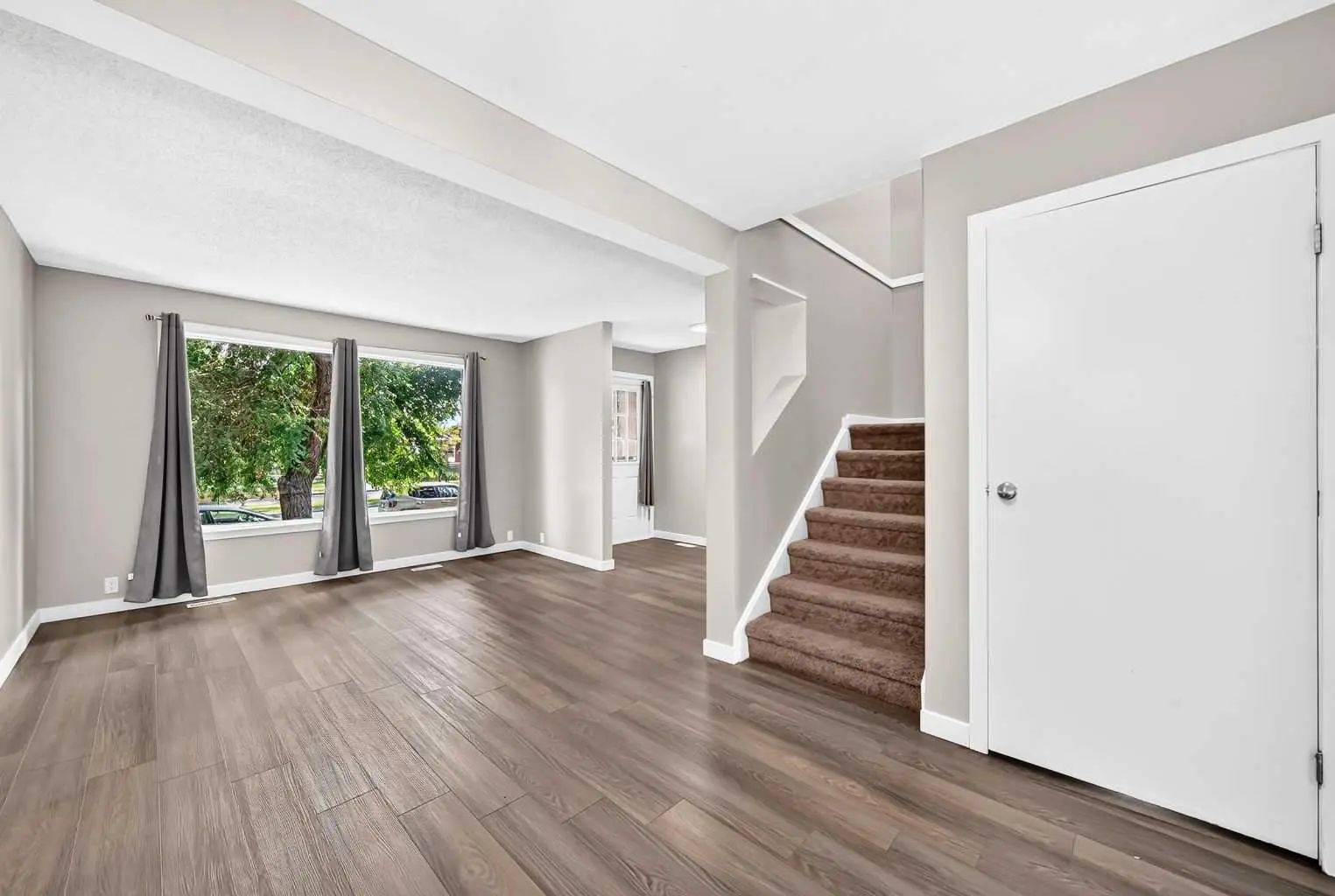96 Erin Woods Boulevard Southeast, Calgary – Residential Semi Detached (Half Duplex) Listing Photo 13