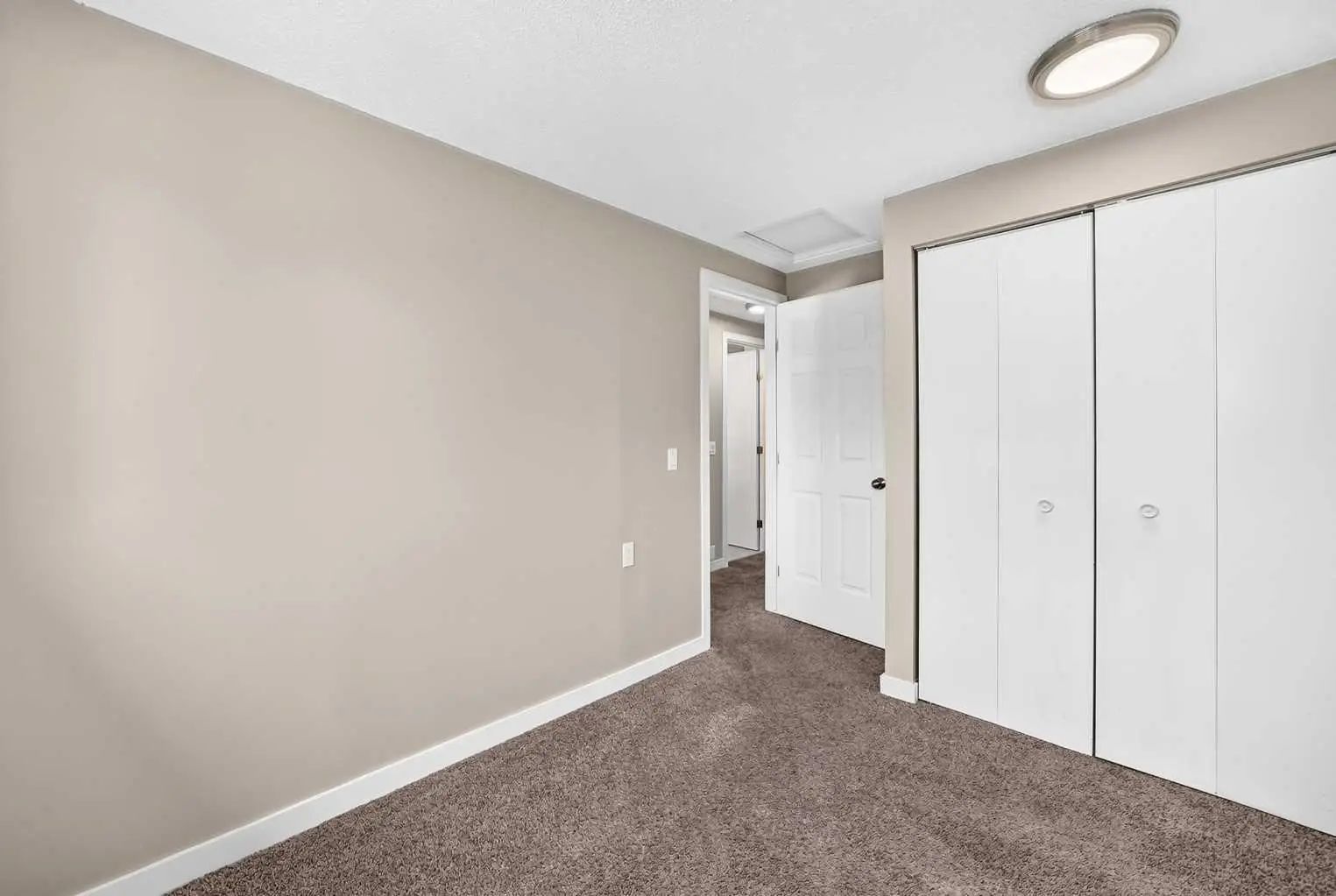 96 Erin Woods Boulevard Southeast, Calgary – Residential Semi Detached (Half Duplex) Listing Photo 19