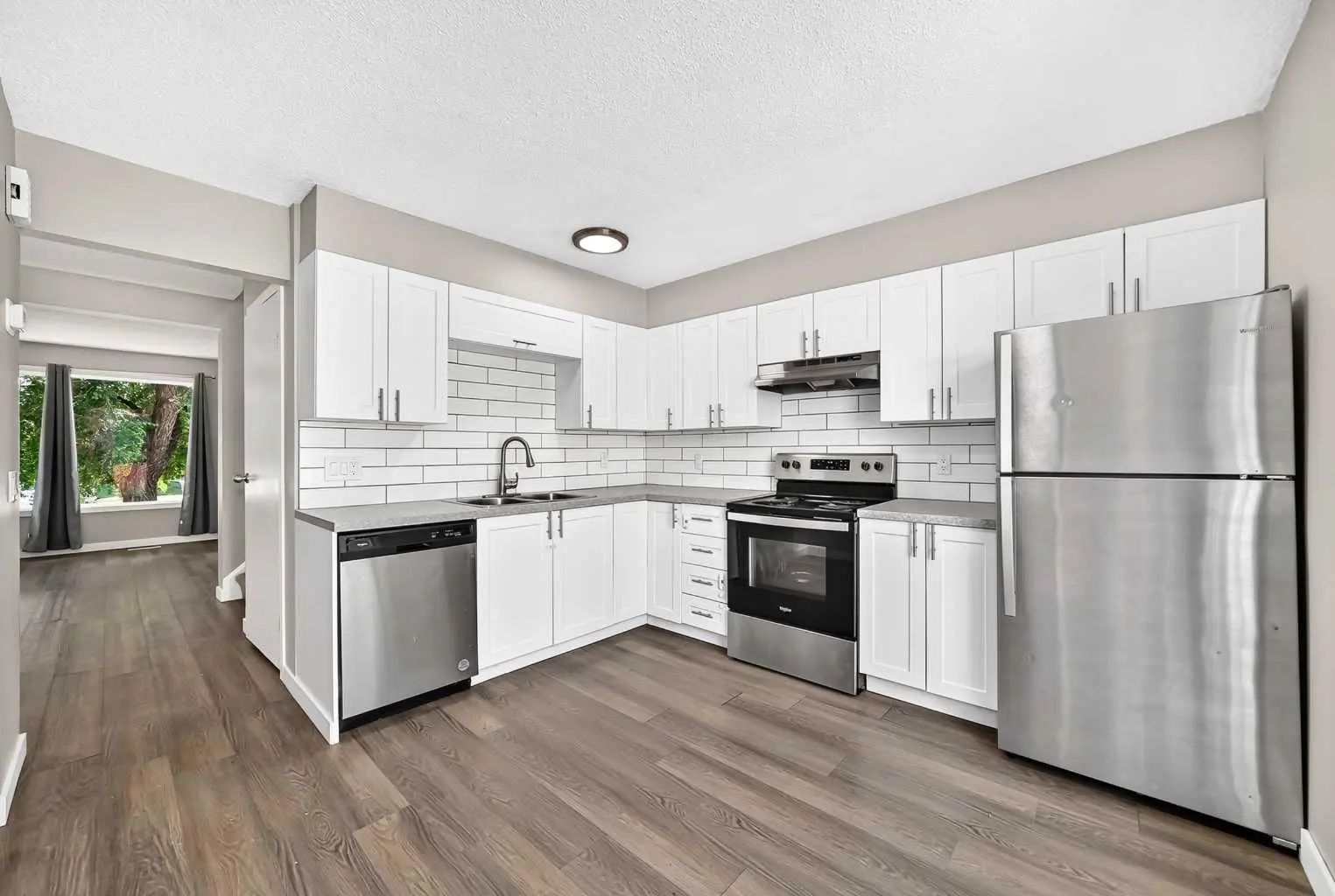 96 Erin Woods Boulevard Southeast, Calgary – Residential Semi Detached (Half Duplex) Listing Photo 3