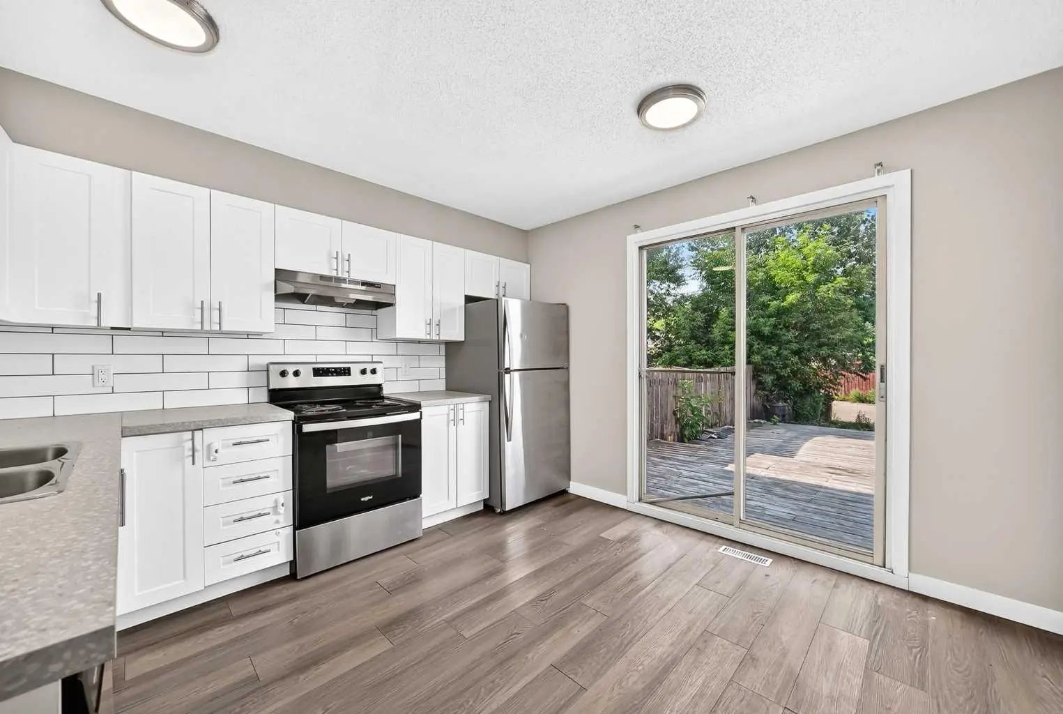 96 Erin Woods Boulevard Southeast, Calgary – Residential Semi Detached (Half Duplex) Listing Photo 5