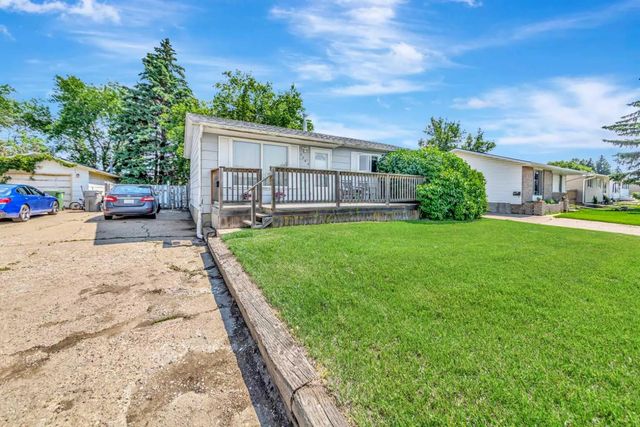 3009 49 Avenue , Lloydminster