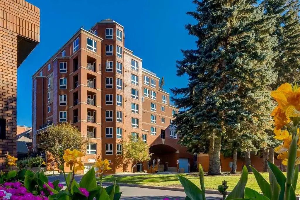 7101 400 Eau Claire Avenue Sw, Calgary