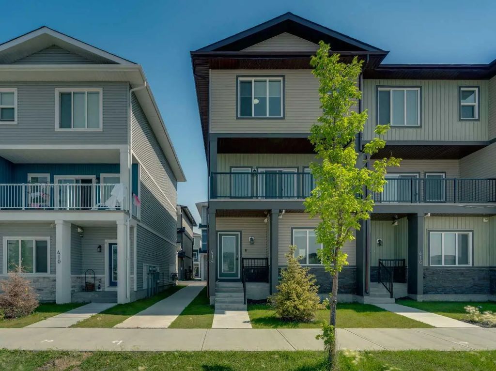 414 Corner Meadows Square Ne, Calgary