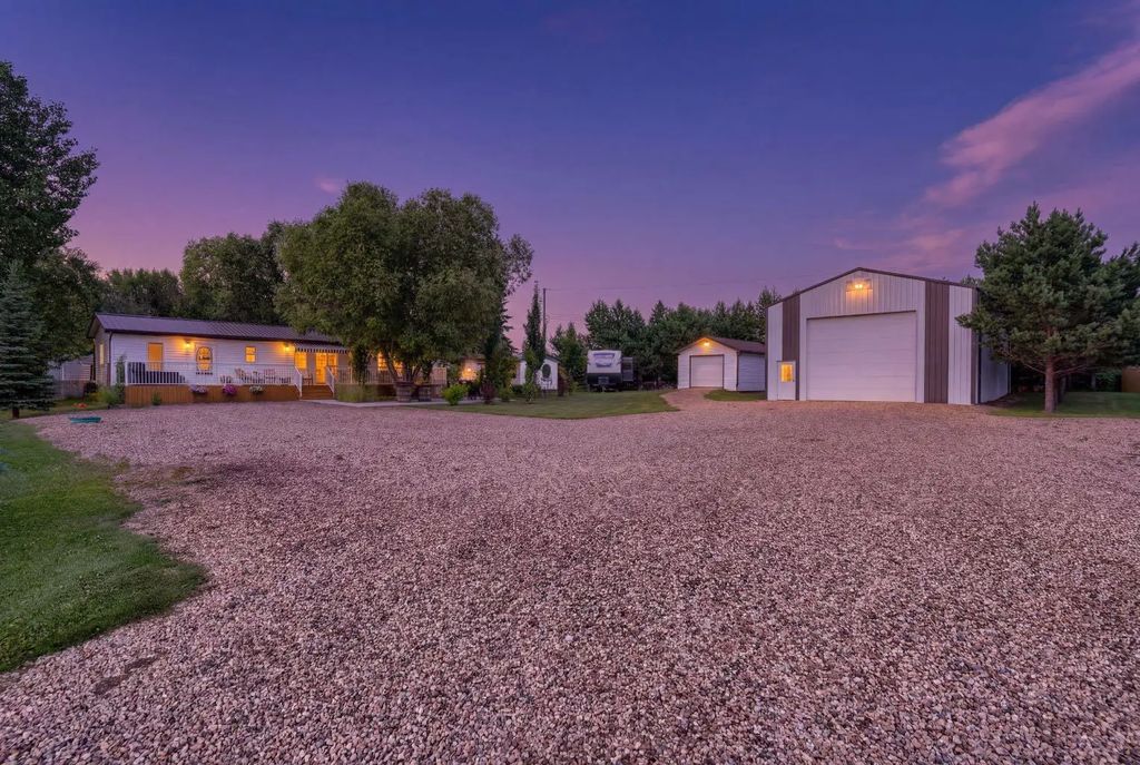 816 Baptiste Drive  , West Baptiste
