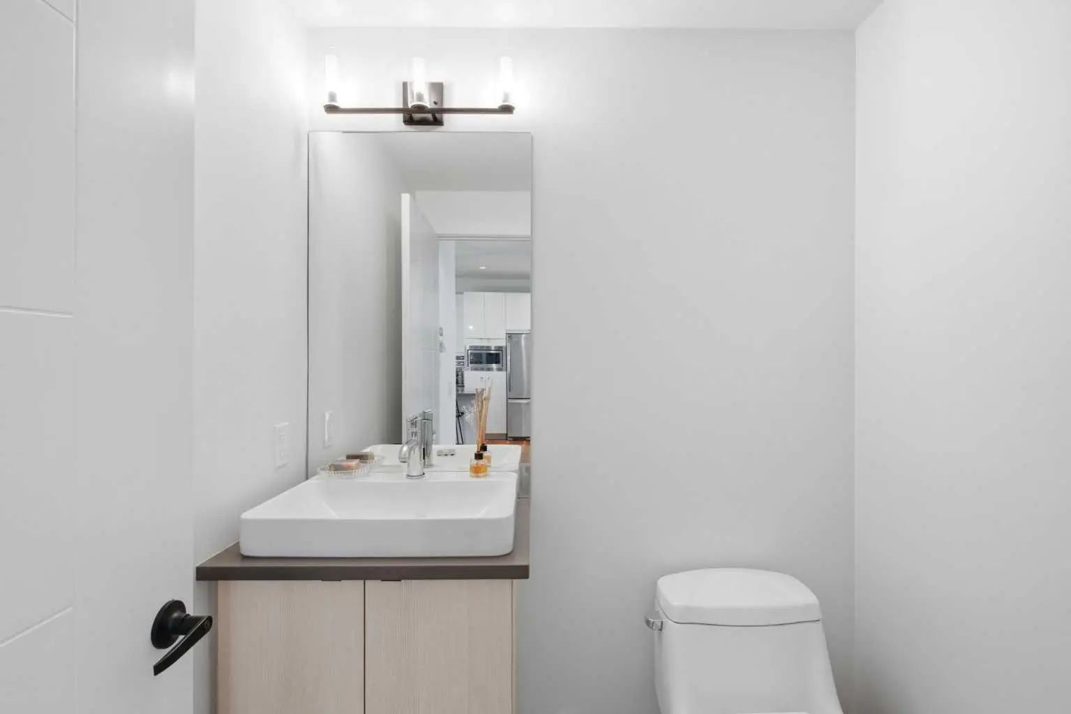 2 4733 17 Avenue Northwest, Calgary – Residential Row/Townhouse Listing Photo 5