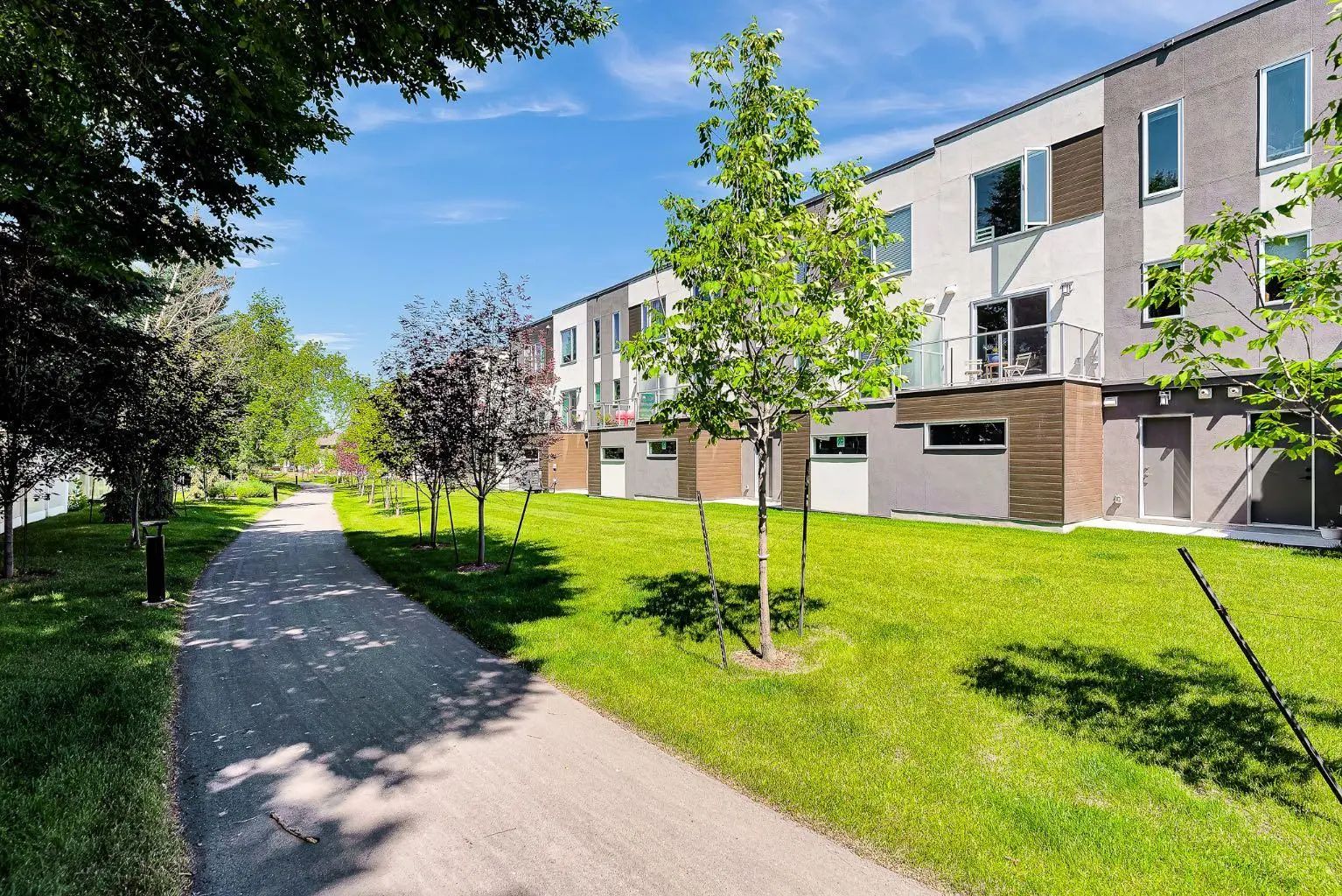 426 Shawnee Square Southwest, Calgary – Residential Row/Townhouse Listing Photo 33