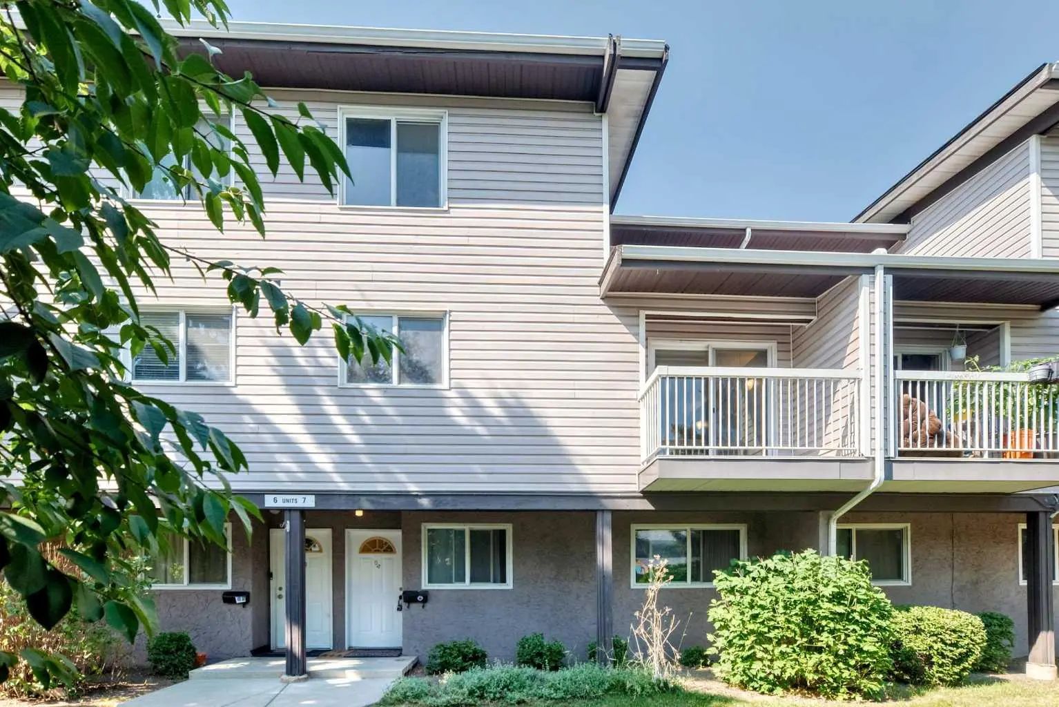7 3800 Fonda Way Southeast, Calgary – Residential Row/Townhouse Listing Photo 4