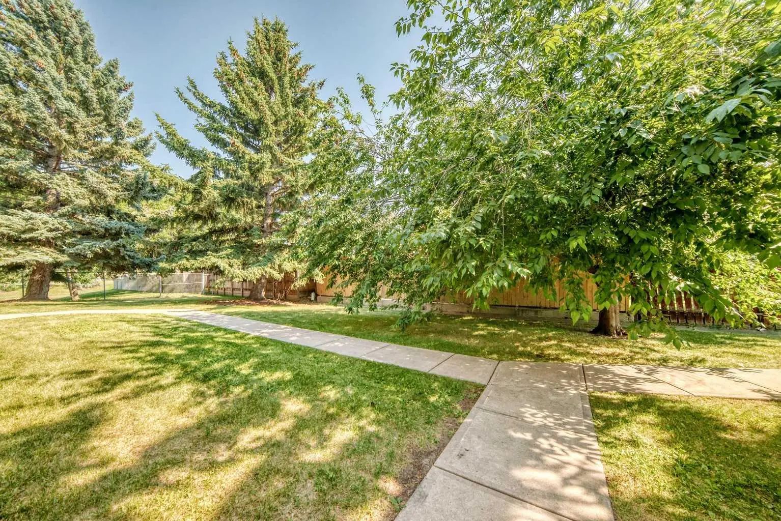 7 3800 Fonda Way Southeast, Calgary – Residential Row/Townhouse Listing Photo 5