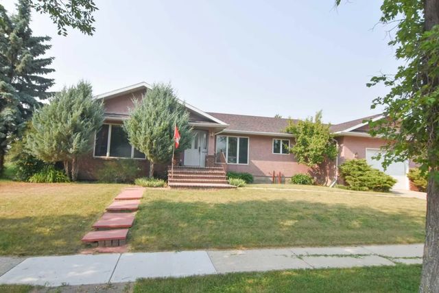 250 2 Avenue W, Rockyford