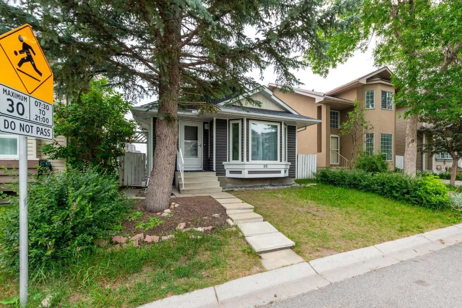 92 Martinwood Road Northeast, Calgary – Residential Detached Listing Photo 2