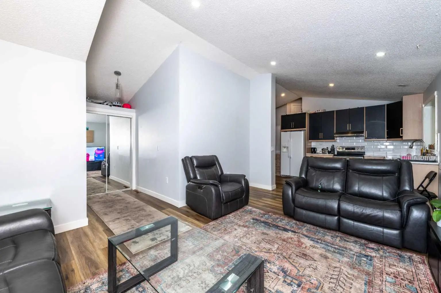 92 Martinwood Road Northeast, Calgary – Residential Detached Listing Photo 3
