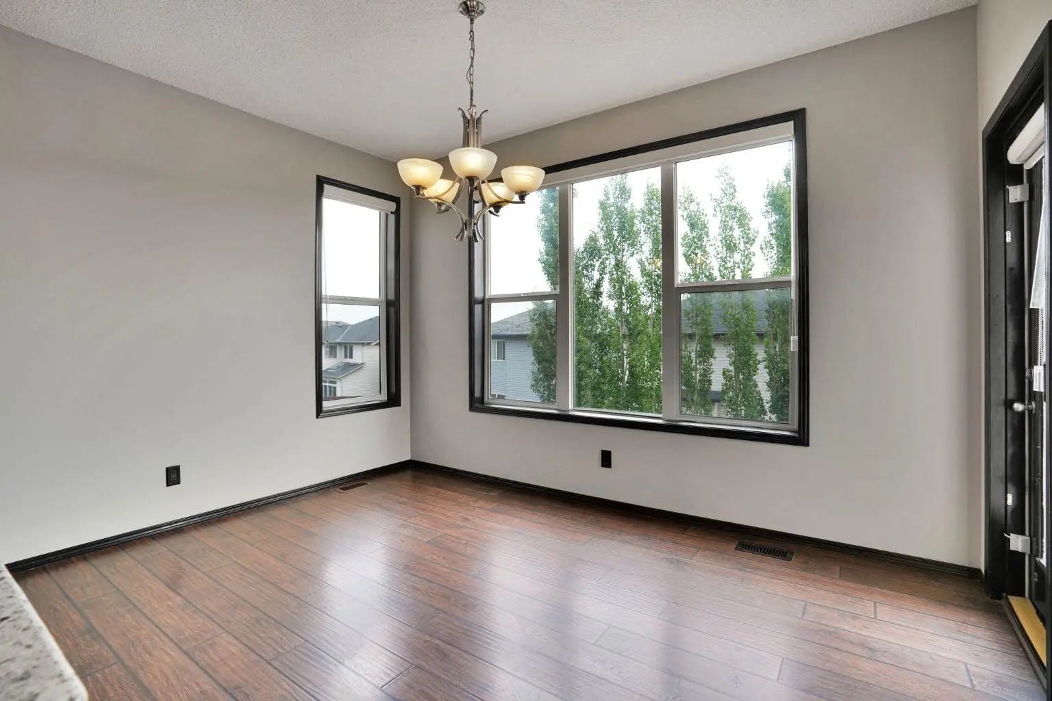109 Pantego Terrace Northwest, Calgary – Residential Detached Listing Photo 13