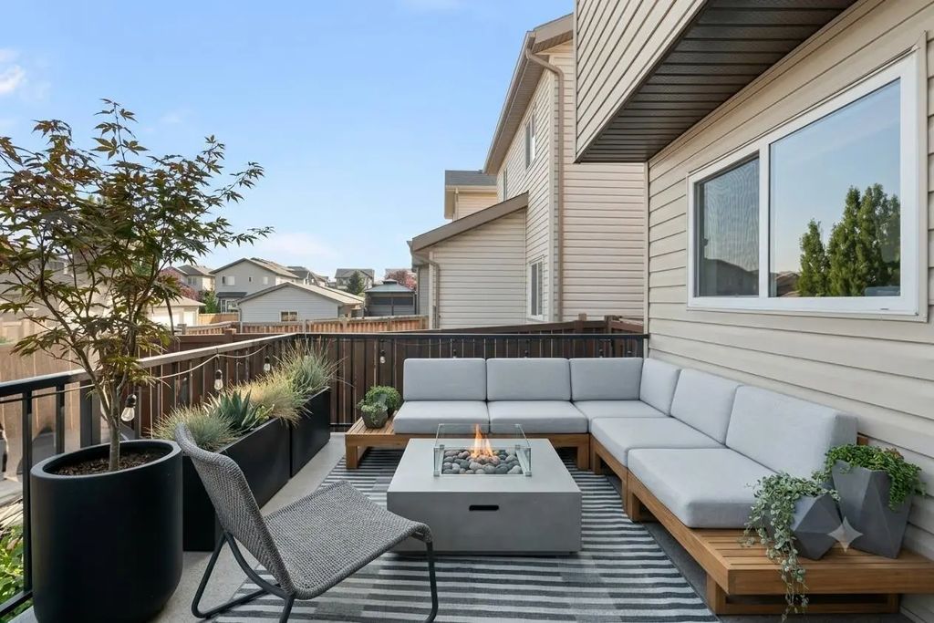 70 Walden Manor Se, Calgary