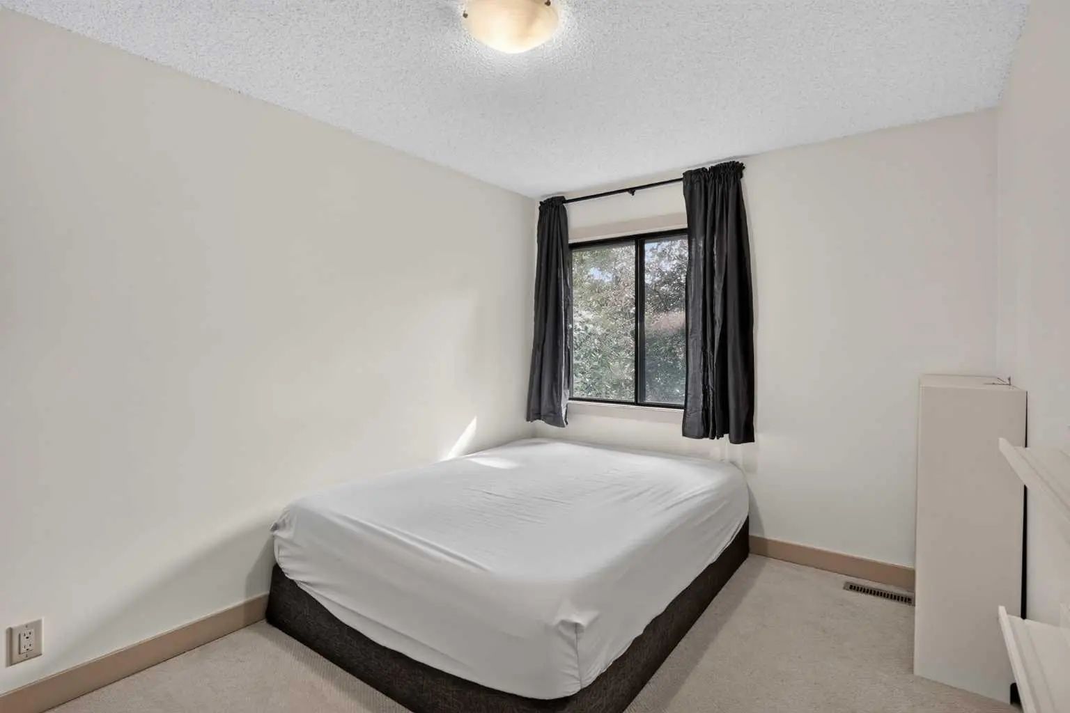 571 Point Mckay Grove Northwest, Calgary – Residential Row/Townhouse Listing Photo 15