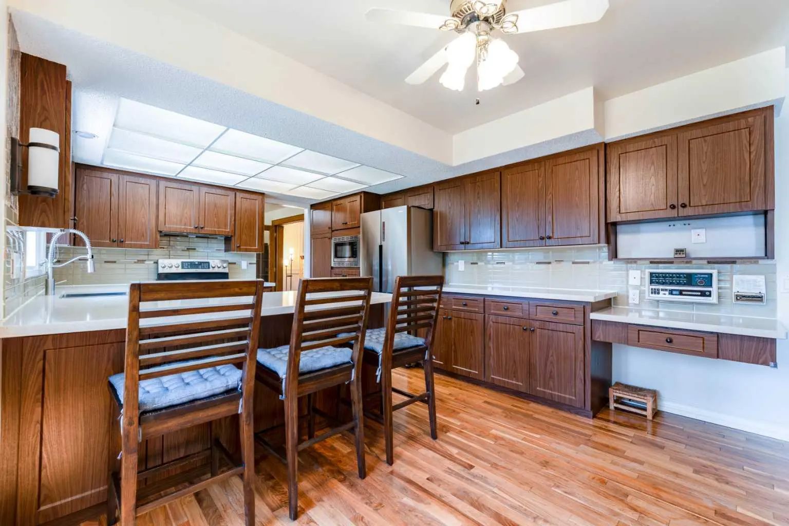 240 Canterville Drive Southwest, Calgary – Residential Detached Listing Photo 19