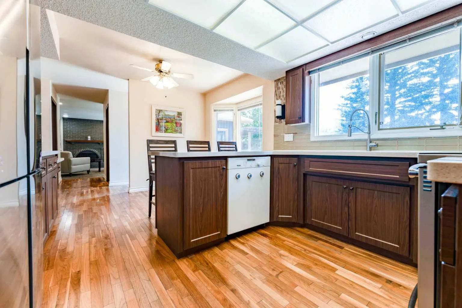 240 Canterville Drive Southwest, Calgary – Residential Detached Listing Photo 21