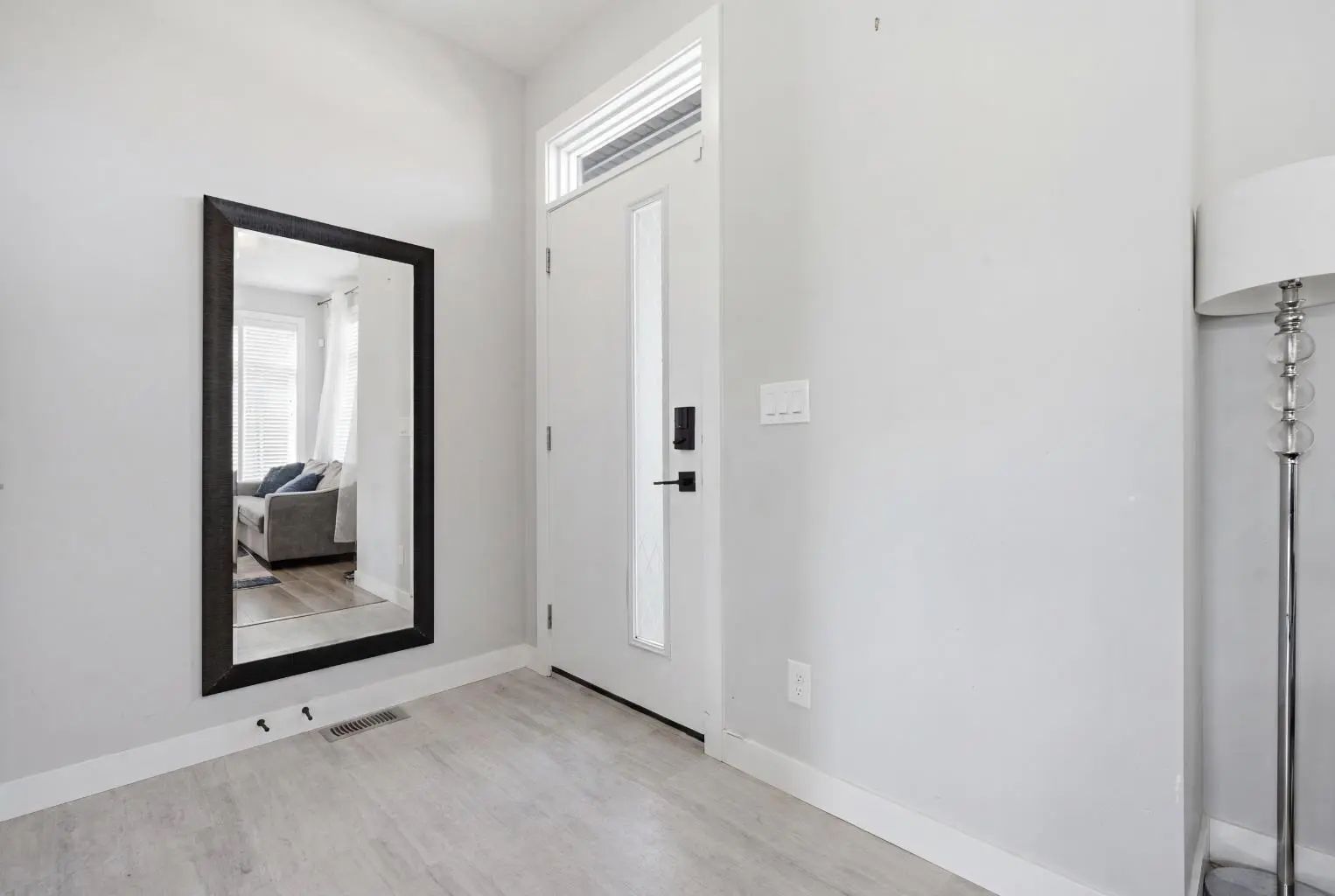 146 Sage Meadows Gardens Northwest, Calgary – Residential Row/Townhouse Listing Photo 3