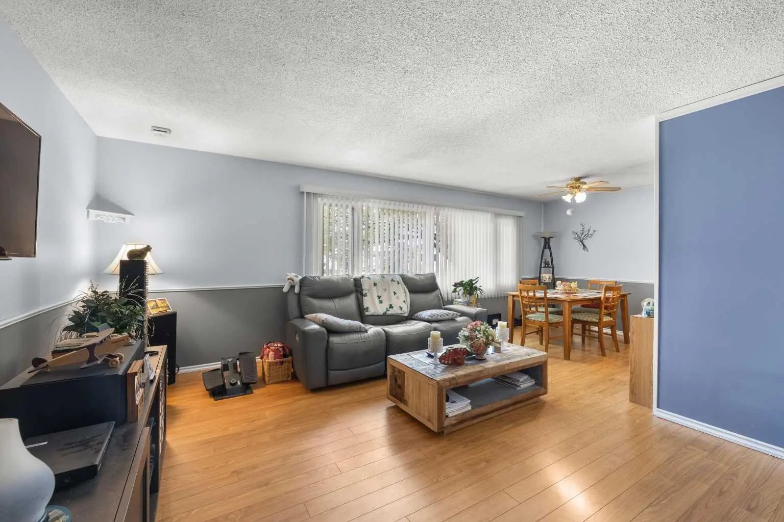 272 Huntington Close Northeast, Calgary – Residential Detached Listing Photo 2