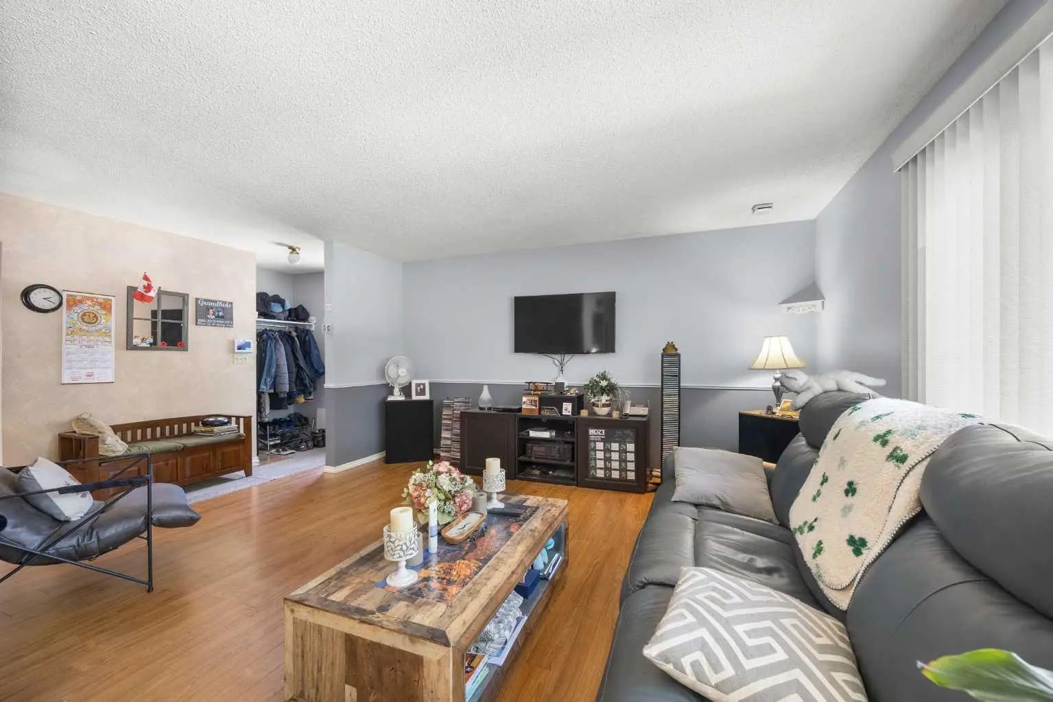 272 Huntington Close Northeast, Calgary – Residential Detached Listing Photo 3