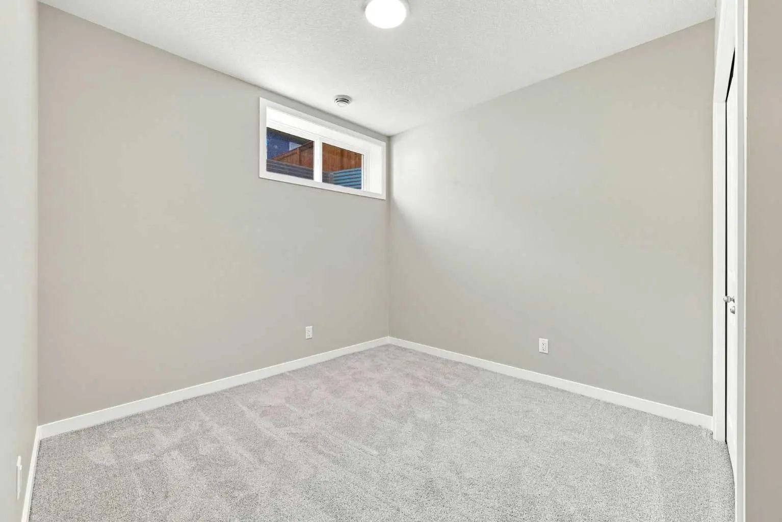 945 Chinook Winds  Southwest, Airdrie – Residential Detached Listing Photo 41