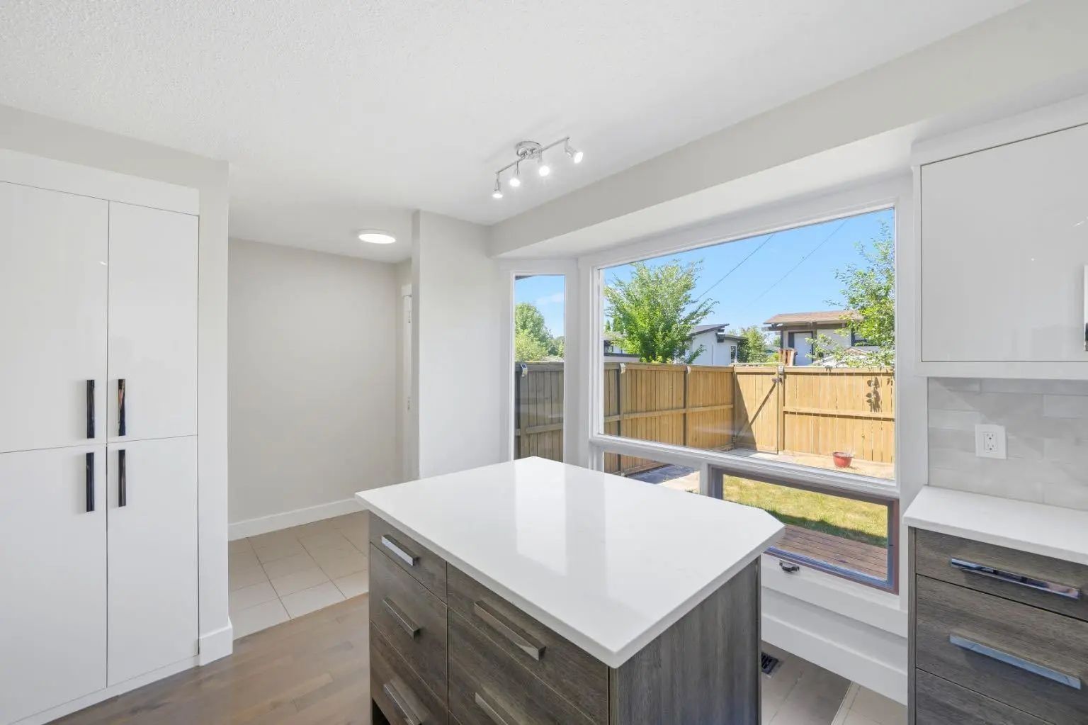 42 123 Queensland Drive Southeast, Calgary – Residential Row/Townhouse Listing Photo 13