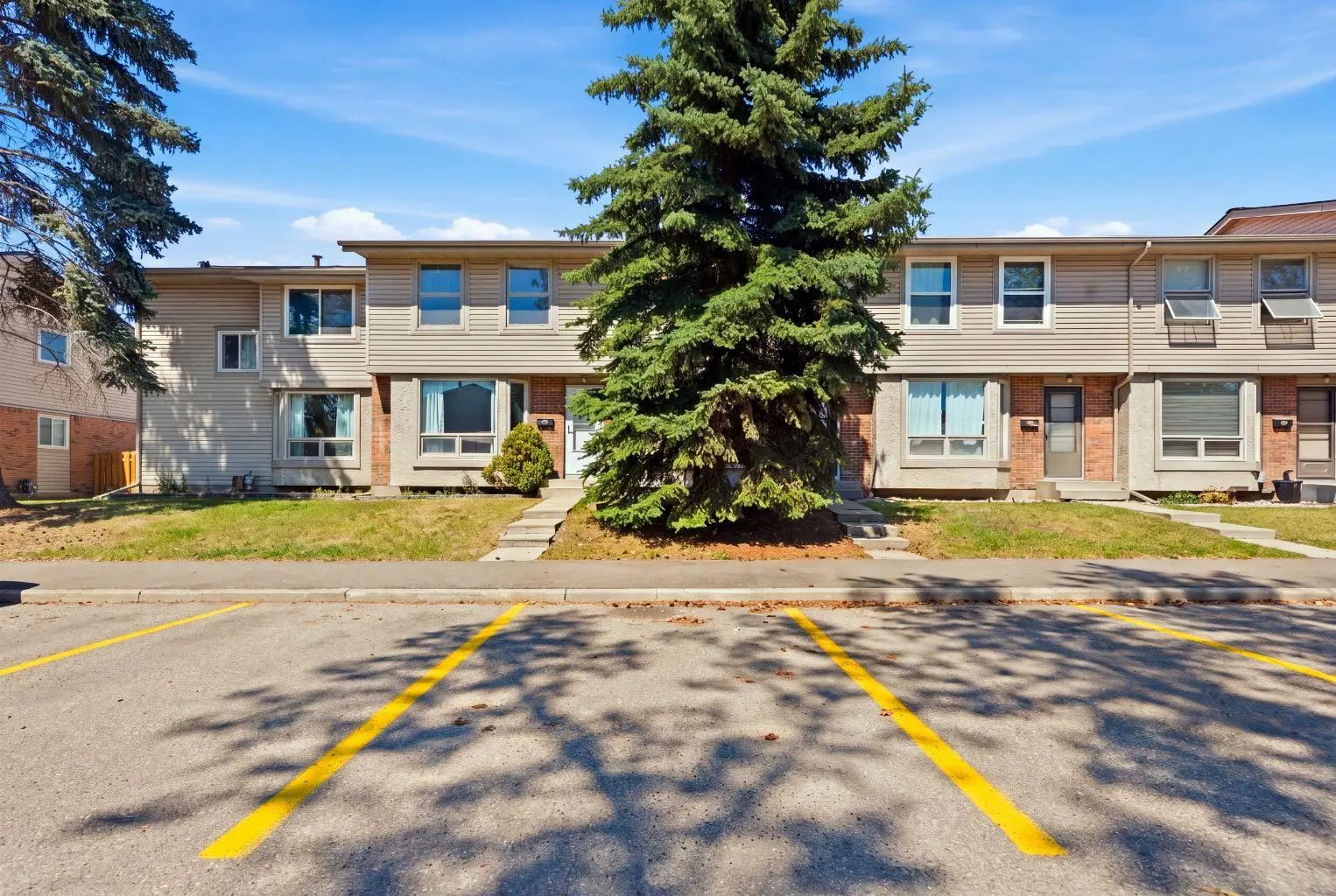 42 123 Queensland Drive Southeast, Calgary – Residential Row/Townhouse Listing Photo 35