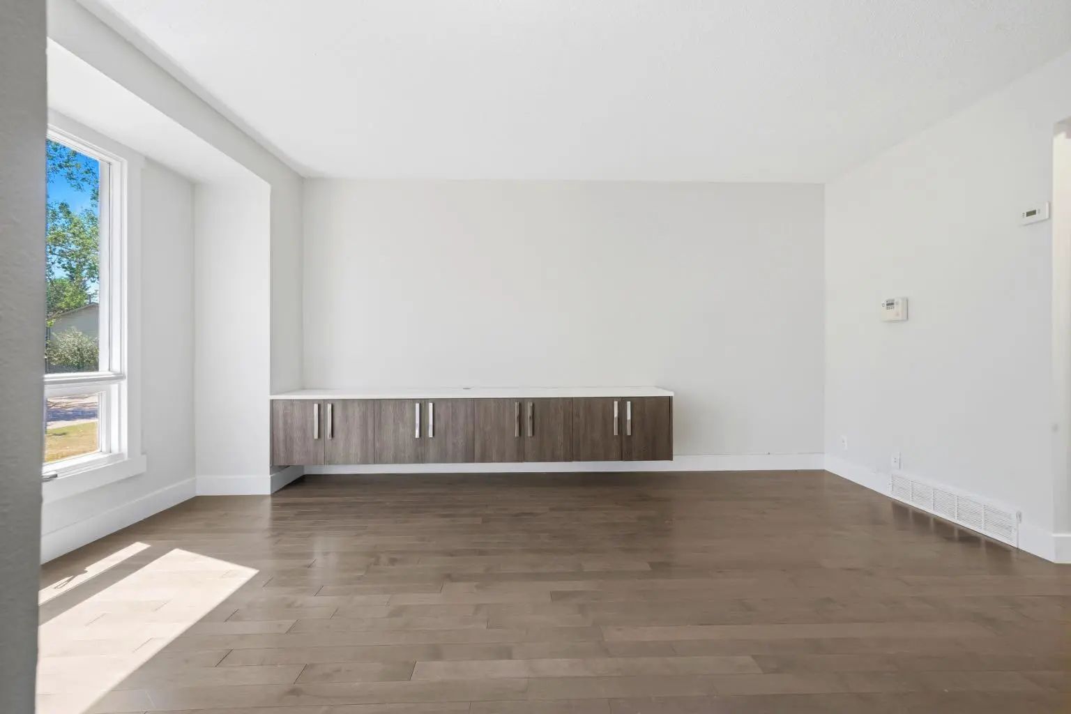42 123 Queensland Drive Southeast, Calgary – Residential Row/Townhouse Listing Photo 5