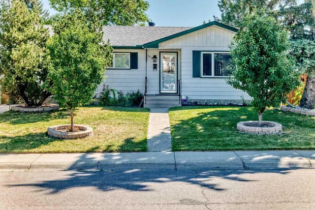 7828 10 Street Nw, Calgary