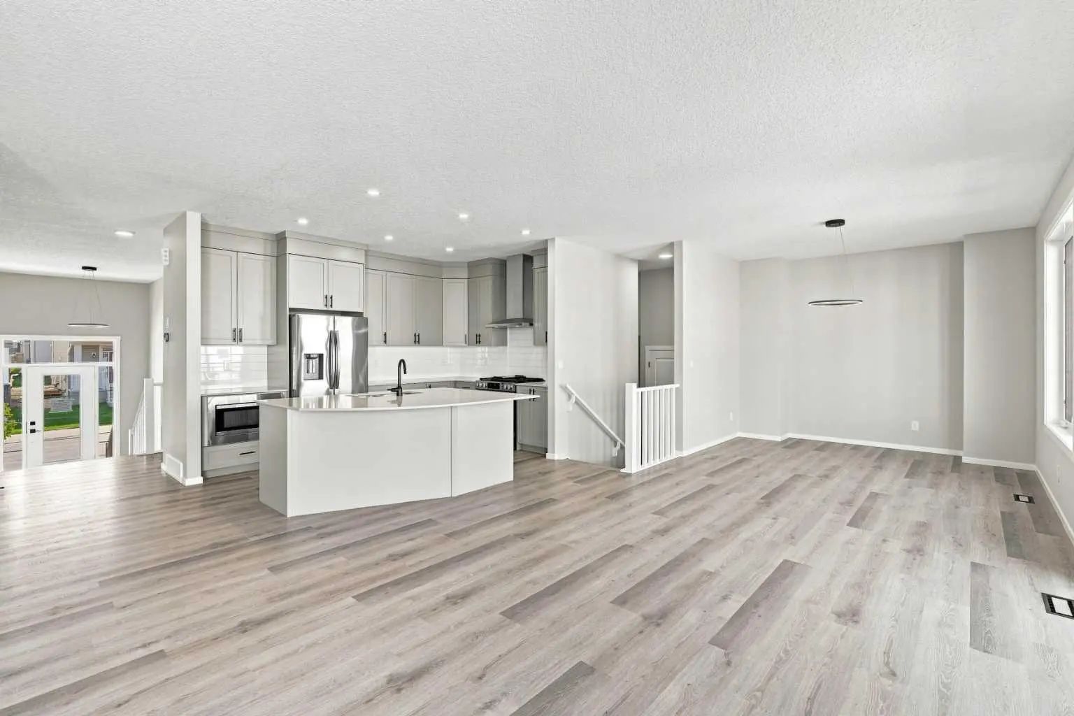 44 Carringwood Rise Northwest, Calgary – Residential Detached Listing Photo 10