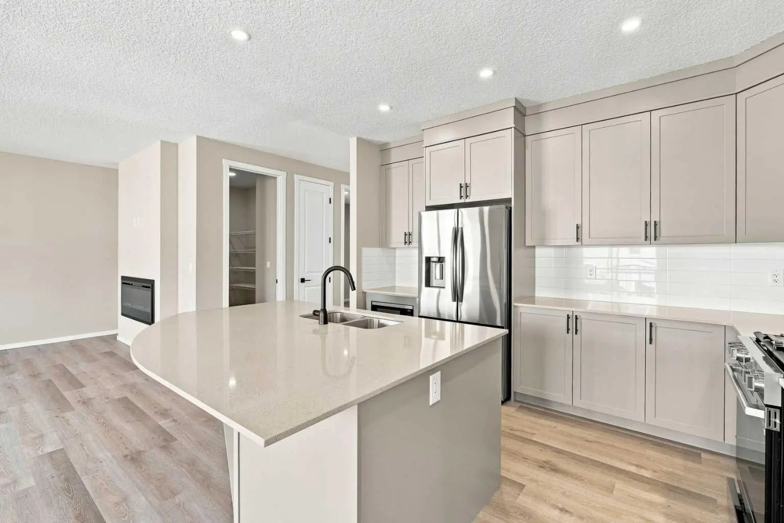 44 Carringwood Rise Northwest, Calgary – Residential Detached Listing Photo 14