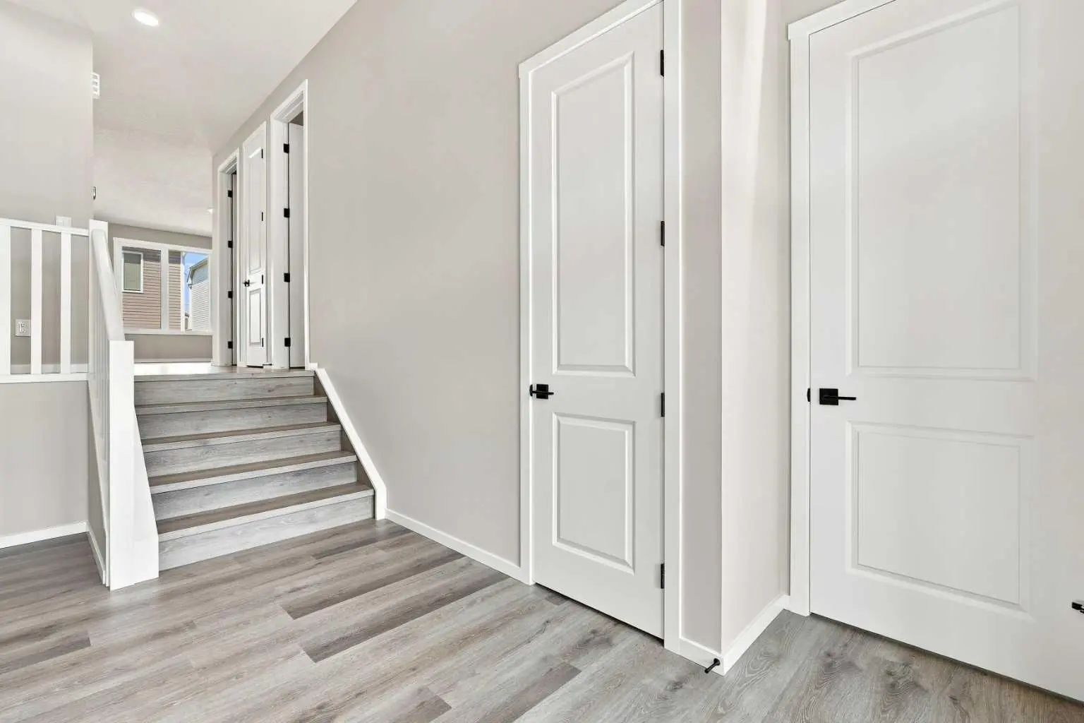 44 Carringwood Rise Northwest, Calgary – Residential Detached Listing Photo 5