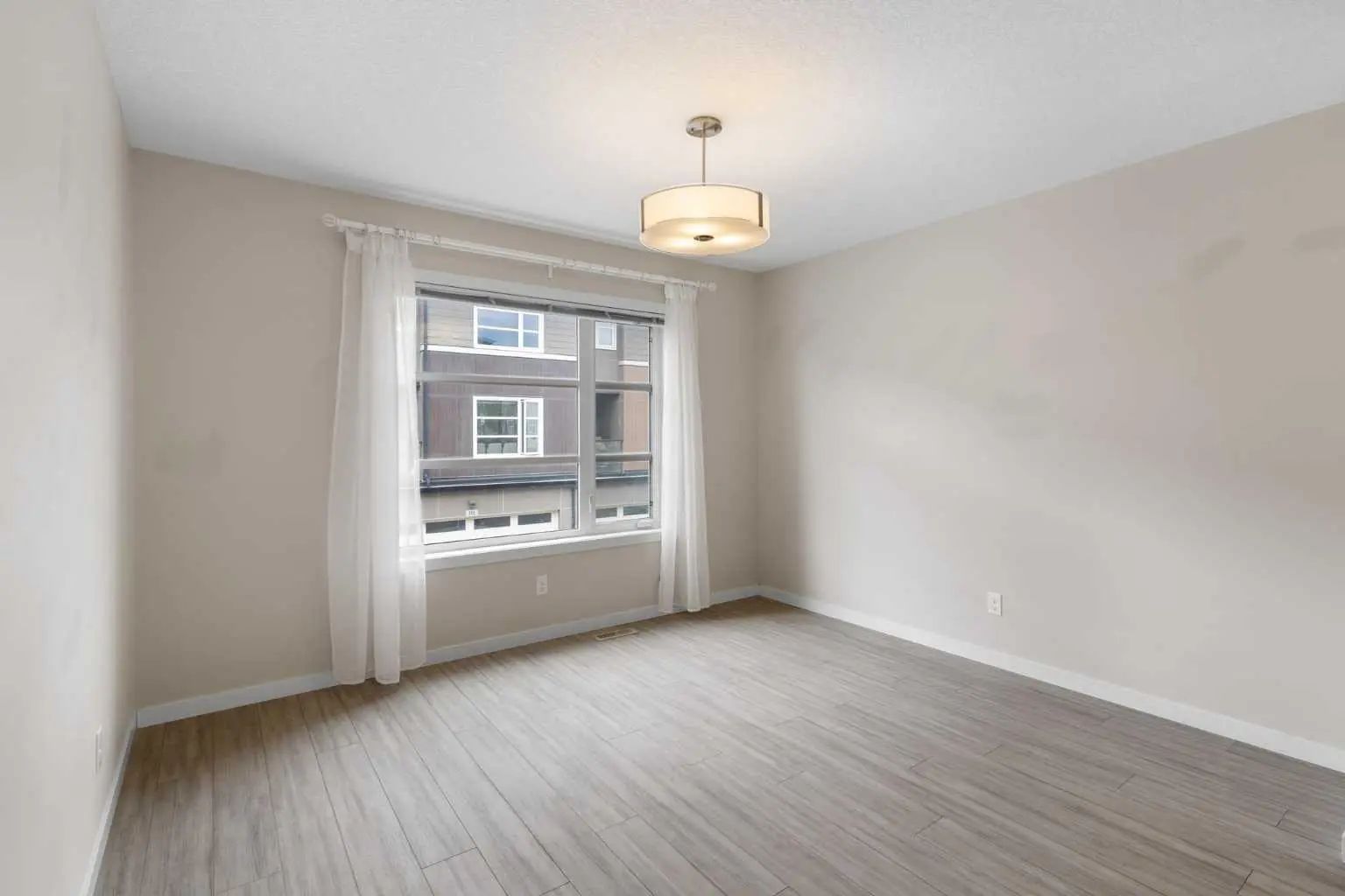 506 Evansridge Park Northwest, Calgary – Residential Row/Townhouse Listing Photo 12