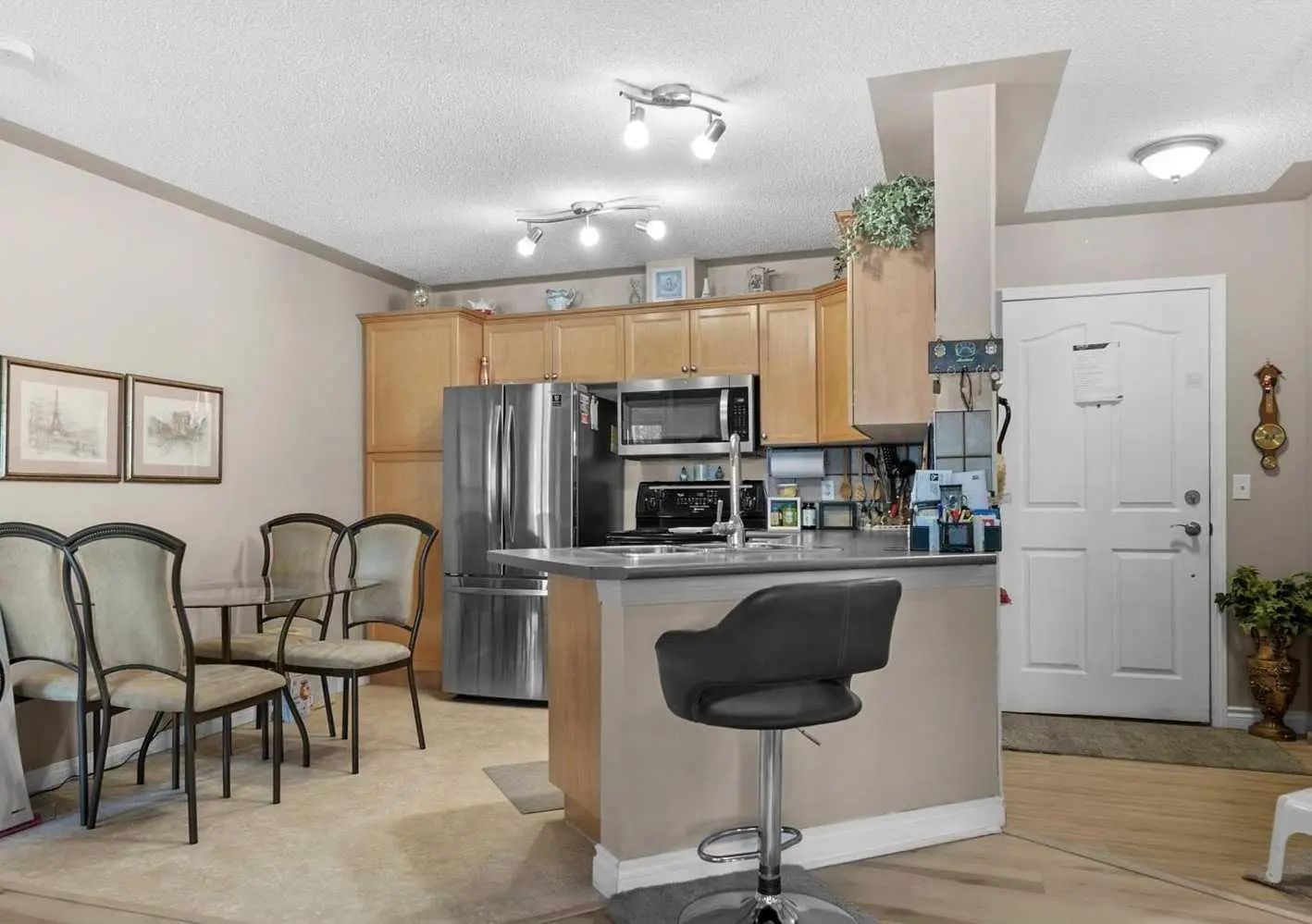 131 369 Rocky Vista Park Northwest, Calgary – Residential Apartment Listing Photo 11