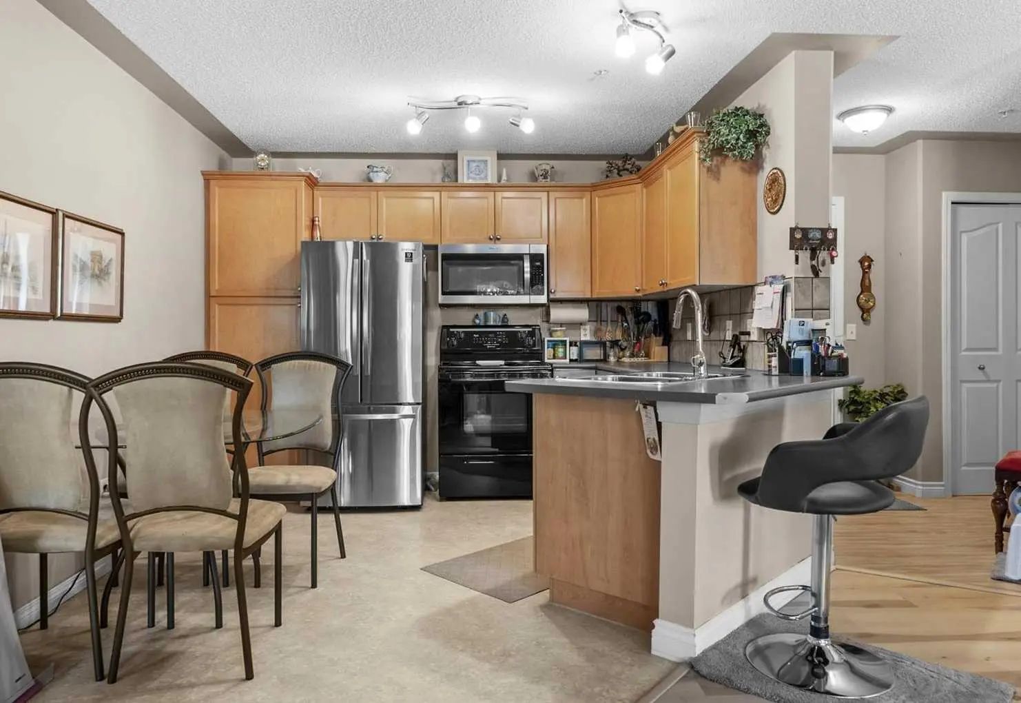 131 369 Rocky Vista Park Northwest, Calgary – Residential Apartment Listing Photo 12